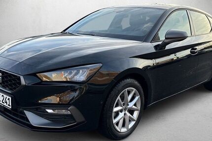 Seat Leon 9.999 km 27.990 &euro; Wiesbaden 65189