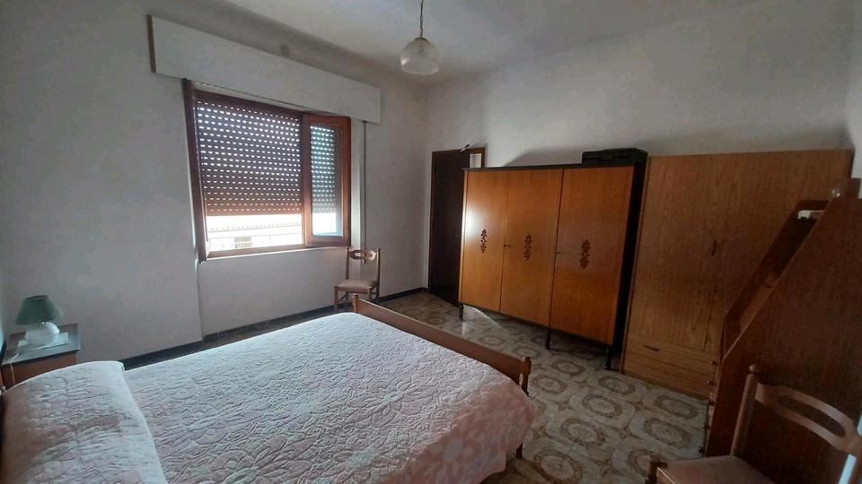 Einfamilienhaus Wiesbaden Bierstadt - 7 Zimmer, 160 m&sup2;, 95.000&euro; | Angebot:20461448