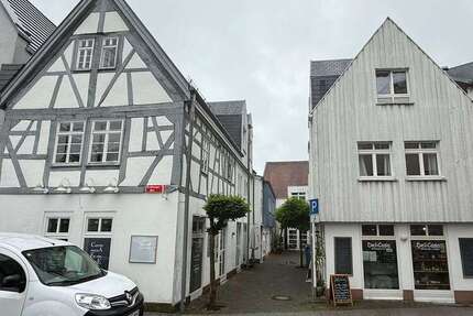 Haus Kronberg im Taunus Oberhöchstadt - 19 Zimmer, 317 m&sup2;, 1.599.000&euro; | Angebot:25921706