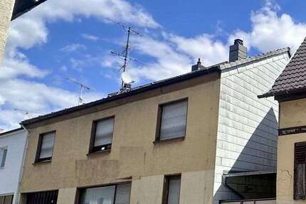 Haus Mainz-Kostheim Kostheim - 7 Zimmer, 160 m&sup2;, 288.000&euro; | Angebot:27330817