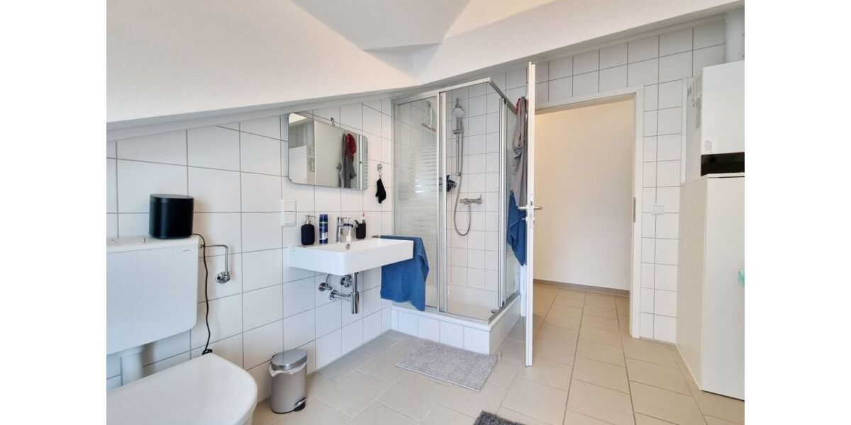 Provisionsfrei* Gepflegtes und sehr großzügiges Mehrfamilienhaus im Rheingau - Mehrfamilienhaus, Wohnhaus Oestrich-Winkel Winkel | Angebot:27490631
