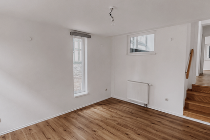 Wohnung Eppstein - 7 Zimmer, 80 m&sup2;, 240.000&euro; | Angebot:26909181