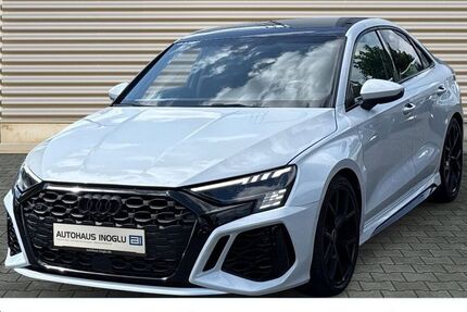 Audi RS3 77.249 km 48.280 &euro; Rüsselsheim 65428