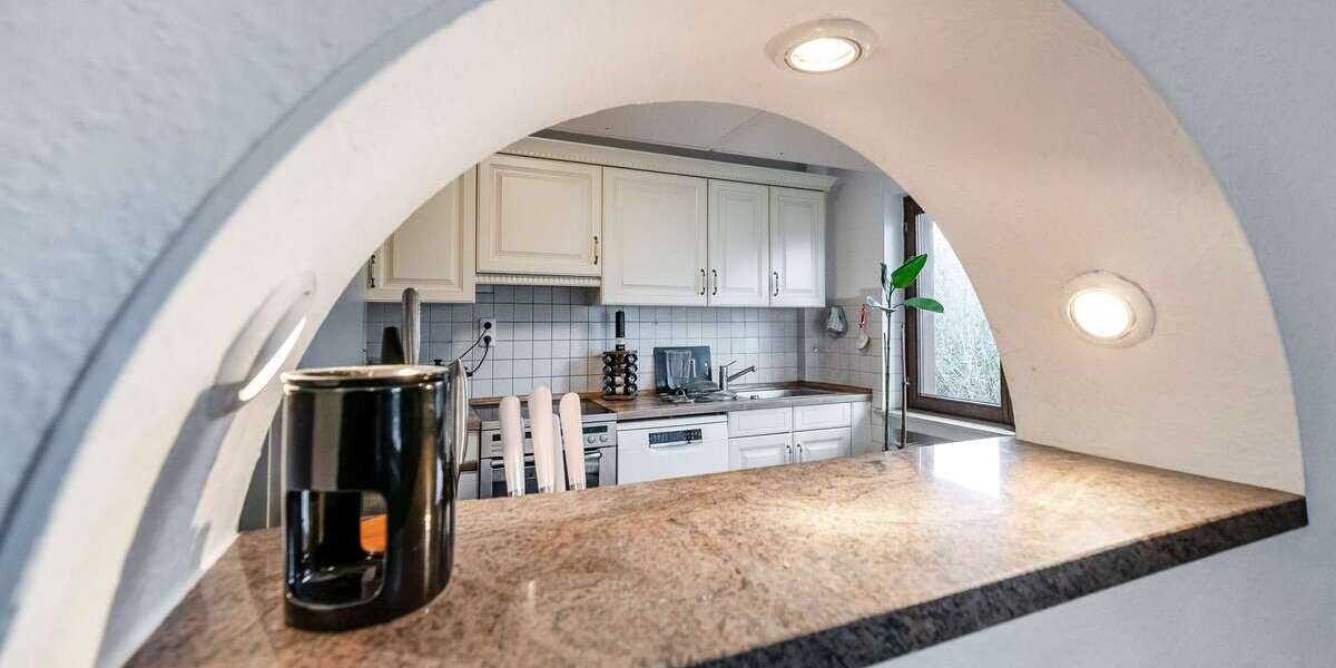 Etagenwohnung Hofheim am Taunus - 3 Zimmer, 96 m&sup2;, 310.000&euro; | Angebot:27451193