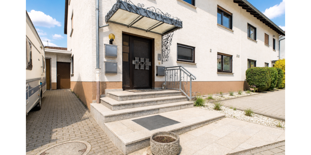 Einfamilienhaus Wiesbaden Bierstadt - 8 Zimmer, 235 m&sup2;, 650.000&euro; | Angebot:27186013