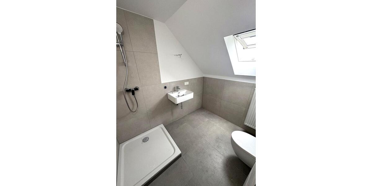 Reihenhaus Taunusstein - 5 Zimmer, 128 m&sup2;, 1.700&euro; | Angebot:26246938