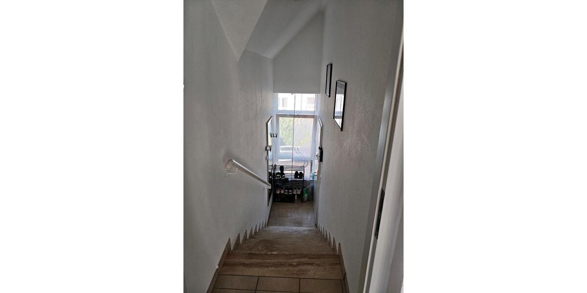 Dachgeschoßwohnung Budenheim - 3 Zimmer, 104 m&sup2;, 402.000&euro; | Angebot:27501501