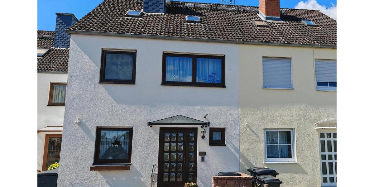 Reihenhaus Wiesbaden Mainz-Amöneburg - 6 Zimmer, 124 m&sup2;, 535.000&euro; | Angebot:27452924