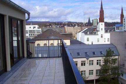 Wohnung Wiesbaden Mitte - 3.5 Zimmer, 131 m&sup2;, 1.450&euro; | Angebot:27033710