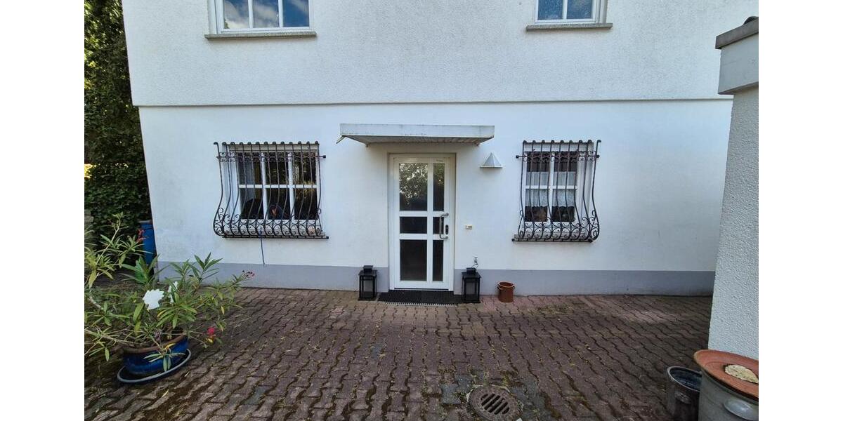 Einfamilienhaus Wiesbaden Nordost - 8 Zimmer, 275 m&sup2;, 785.000&euro; | Angebot:27453101