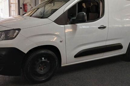 Peugeot Partner 149.900 km 7.190 &euro; Rüsselsheim 65428