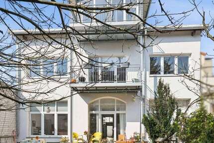 Haus Wiesbaden Biebrich - 16 Zimmer, 548 m&sup2;, 1.190.000&euro; | Angebot:26339192