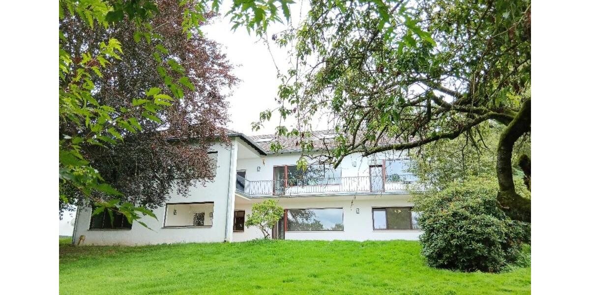Erdgeschoßwohnung Schlangenbad - 5 Zimmer, 200 m&sup2;, 2.000&euro; | Angebot:24848187