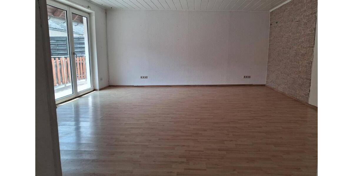 Einfamilienhaus Mommenheim - 7 Zimmer, 299 m&sup2;, 290.000&euro; | Angebot:27094842