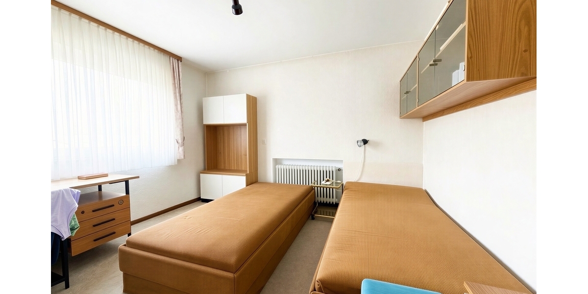 Attraktives Mehrfamilienhaus mit Potenzial in Wiesbaden Biebrich - Mehrfamilienhaus, Wohnhaus Wiesbaden Biebrich | Angebot:27210735