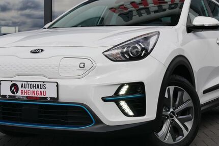 Kia Niro 96.000 km 18.300 &euro; Geisenheim am Rhein 65366