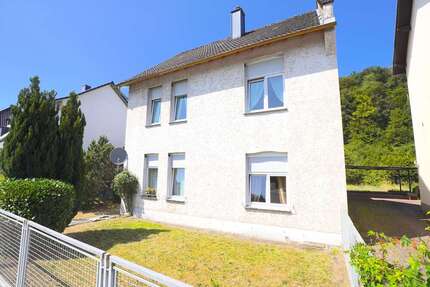 Haus Eppstein - 5 Zimmer, 126 m&sup2;, 369.000&euro; | Angebot:27398409
