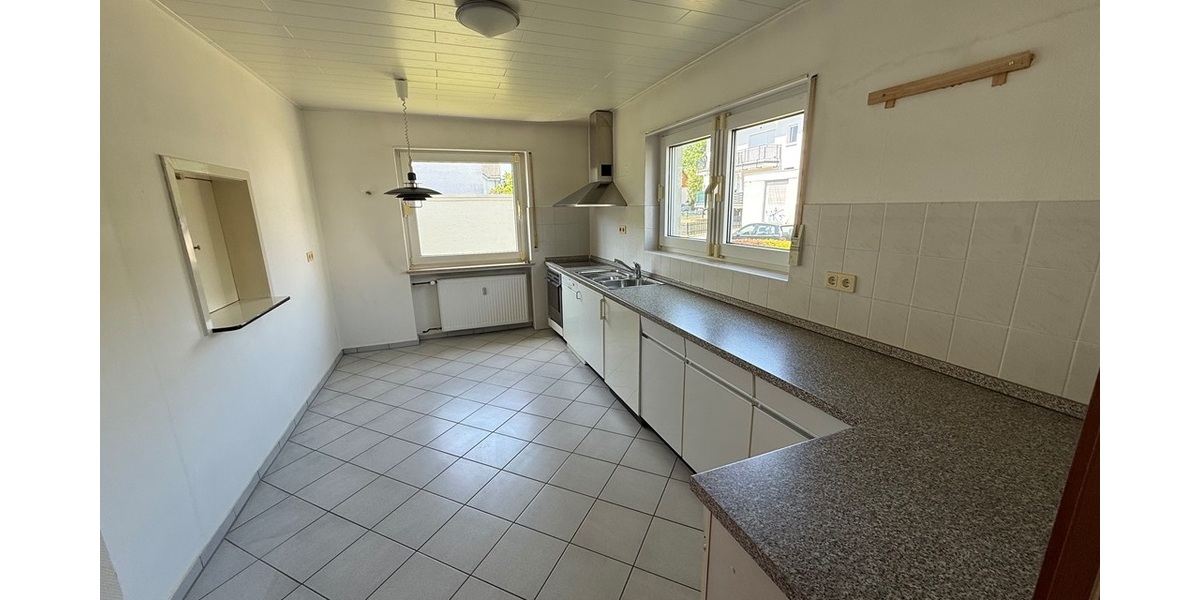 Hofheim-Diedenbergen: 2 Generationen- oder XXL-Haus in toller Ruhelage - Zweifamilienhaus Hofheim | Angebot:27499618