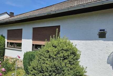 Haus Taunusstein - 6 Zimmer, 218 m&sup2;, 555.000&euro; | Angebot:26778522