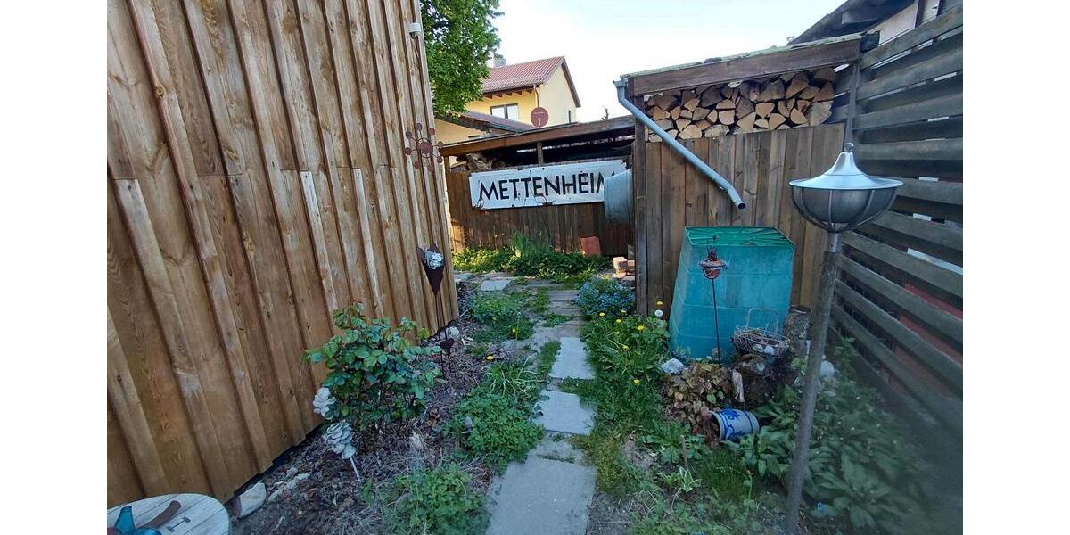 Einfamilienhaus Mettenheim - 11 Zimmer, 250 m&sup2;, 650.000&euro; | Angebot:26915352