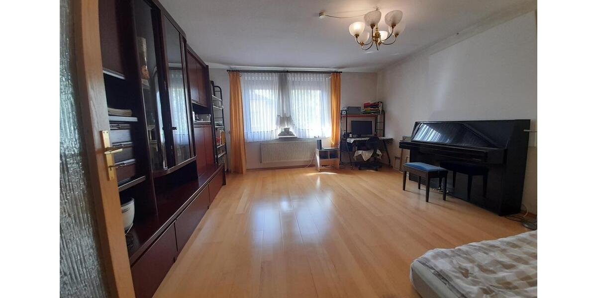 Etagenwohnung Bingen am Rhein - 3 Zimmer, 84 m&sup2;, 219.000&euro; | Angebot:27444354