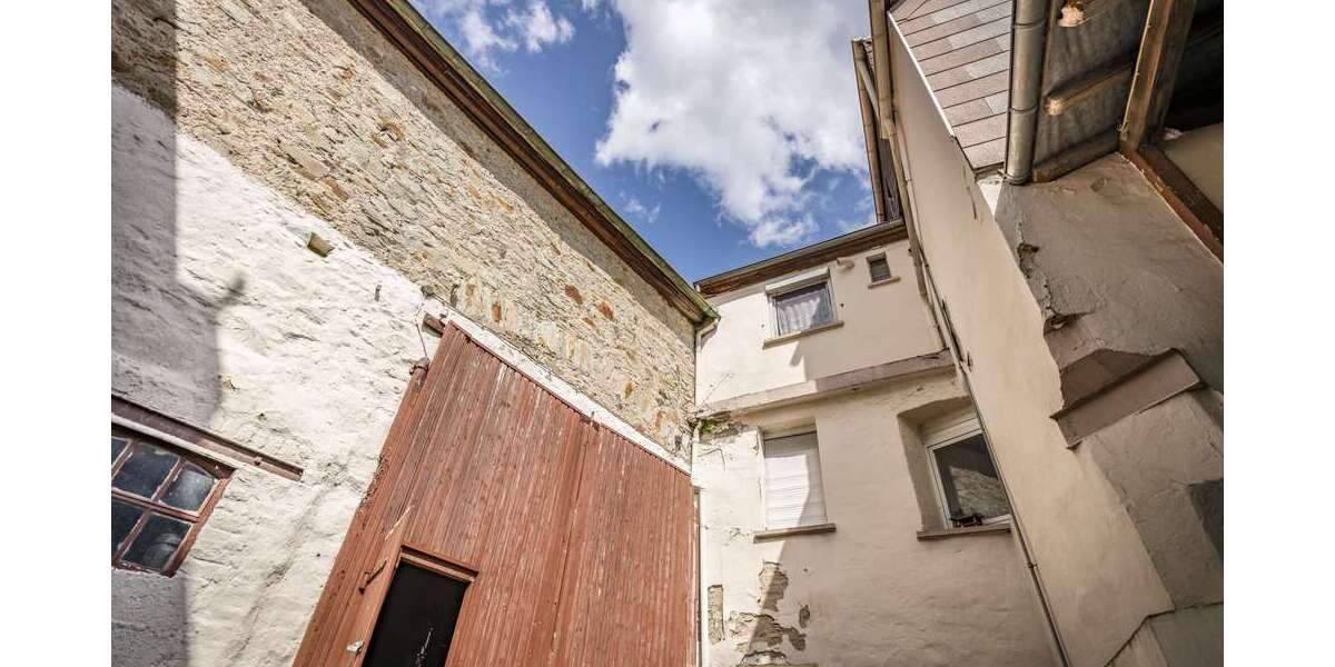 Einfamilienhaus Wiesbaden Bierstadt - 6 Zimmer, 120 m&sup2;, 425.000&euro; | Angebot:26374741