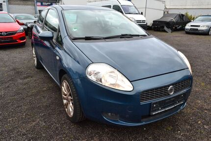 Fiat Grande Punto 189.000 km 1.699 &euro; Rüsselsheim 65428