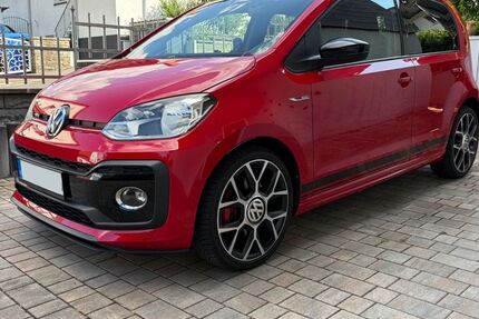 VW up! 70.000 km 13.990 &euro; Kelkheim 65779