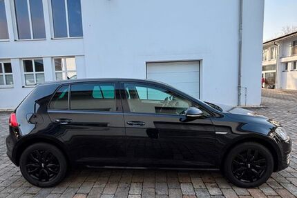 VW Golf 156.300 km 7.499 &euro; Mommenheim 55278