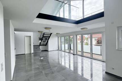 Wohnung Wiesbaden Mainz-Amöneburg - 3 Zimmer, 140 m&sup2;, 1.900&euro; | Angebot:27353140