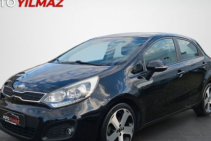 Kia Rio 107.500 km 6.290 &euro; Rüsselsheim am Main 65428