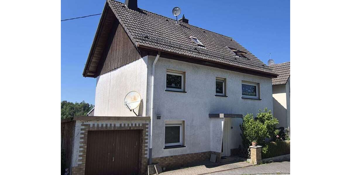 Einfamilienhaus Bad Schwalbach - 16 Zimmer, 360 m&sup2;, 675.000&euro; | Angebot:26816196