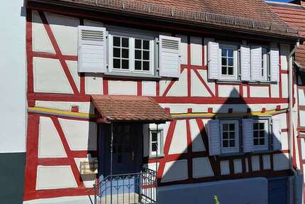 Haus Idstein - 4 Zimmer, 85 m&sup2;, 385.000&euro; | Angebot:27137633