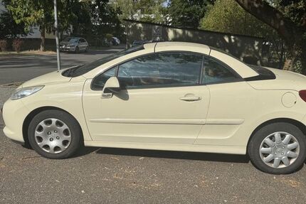 Peugeot 207 154.000 km 599 &euro; Langen 63225