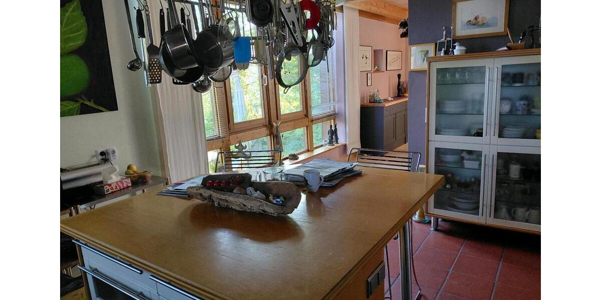 Einfamilienhaus Mettenheim - 11 Zimmer, 250 m&sup2;, 650.000&euro; | Angebot:26915352